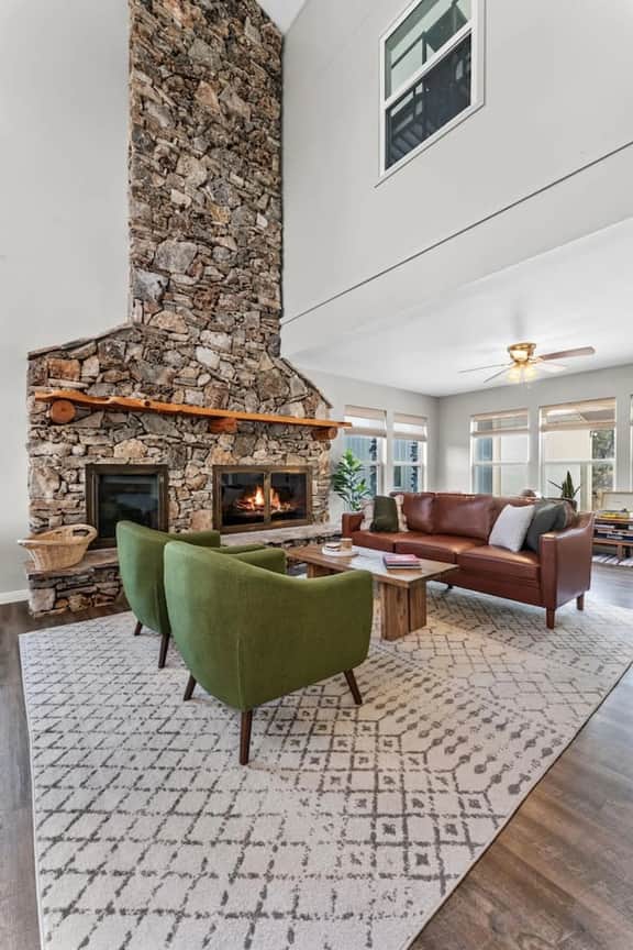 3 Story Home w/ Heated Pool, Hot tub, Fire Pit, Game Room, King Beds and more!