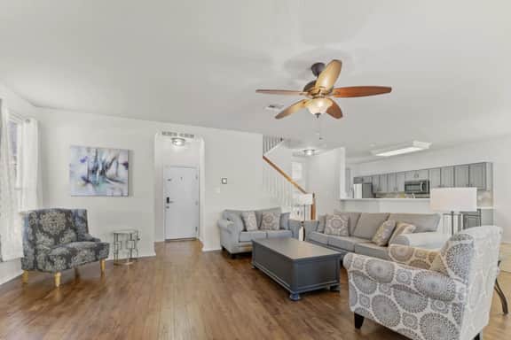 Family Friendly! Large Home by Seaworld & Lackland