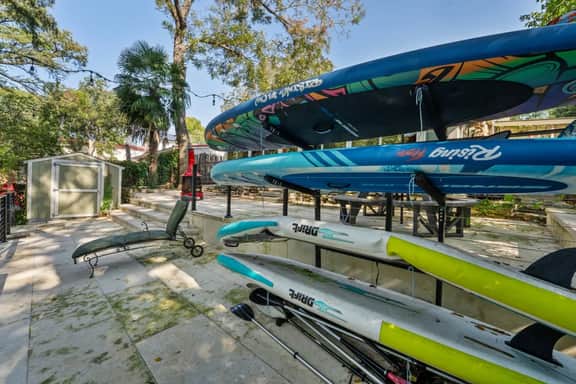 Riverfront! By Whitewater! Complimentary Kayaks and Paddle Boards, Fishing, Grill