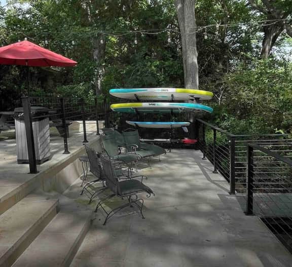 Riverfront! By Whitewater! Complimentary Kayaks and Paddle Boards, Fishing, Grill